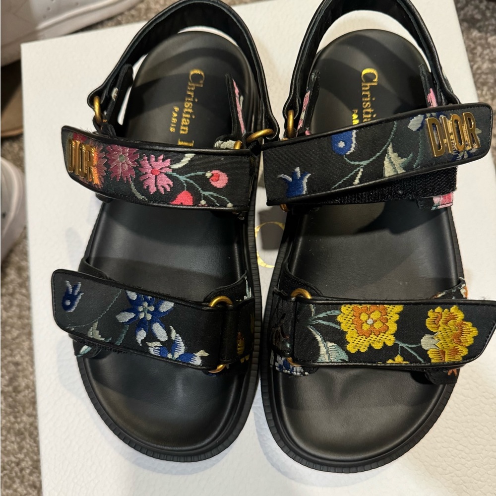 Dior dad sandals. Only worn once.